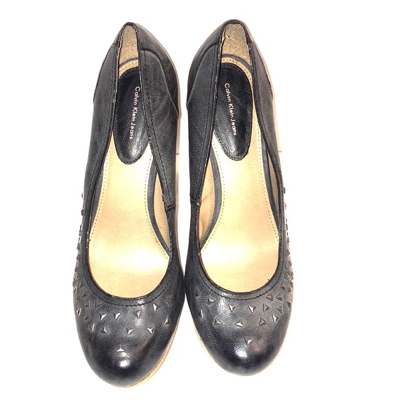 Calvin Klein pumps - Picture 1 of 6